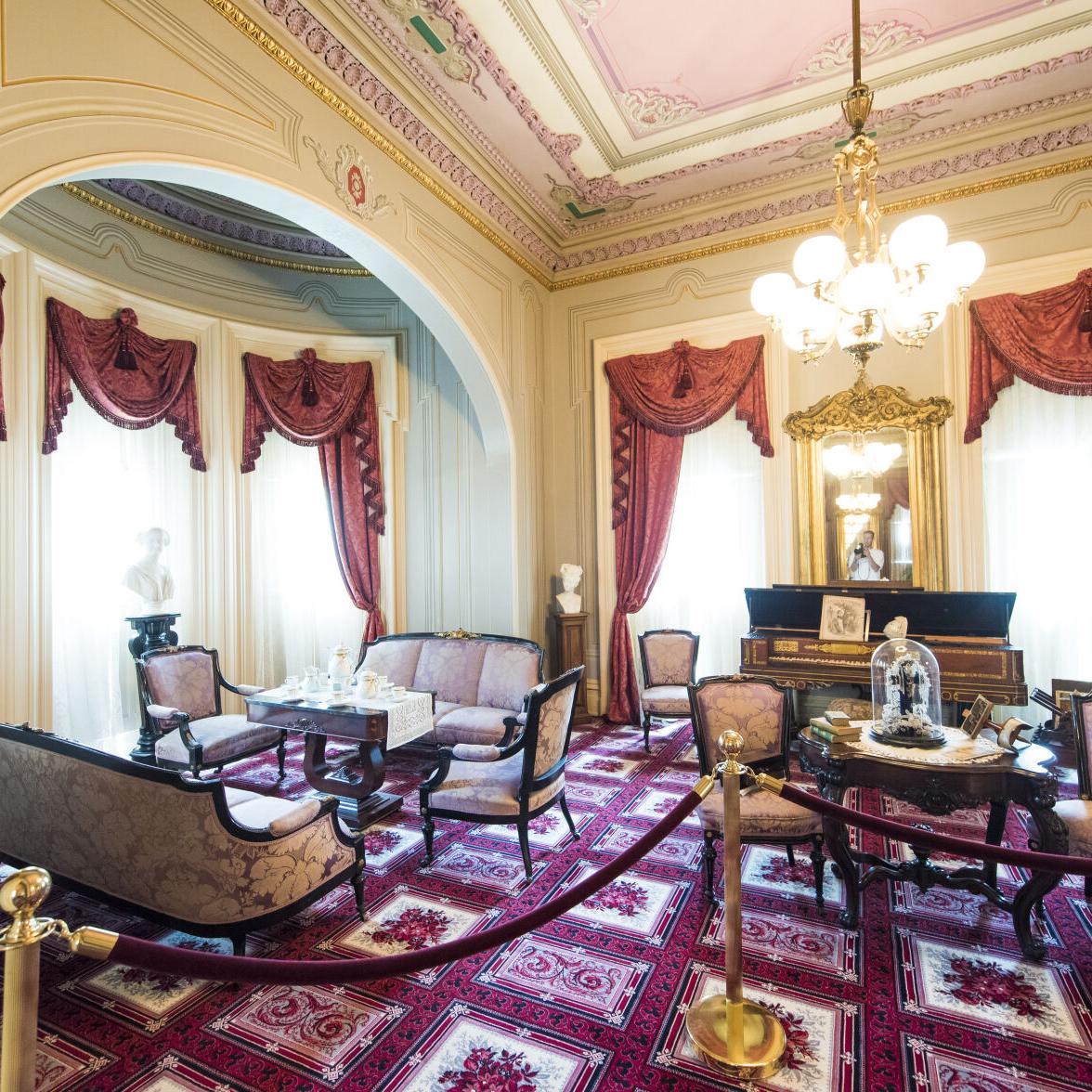 Culbertson Mansion interior parlor-Andrew Hancock.JPG